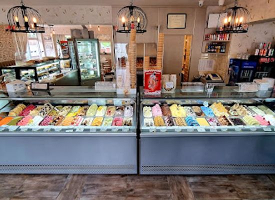 hungary/bukk-national-park/shop/kisgergely-cukraszda