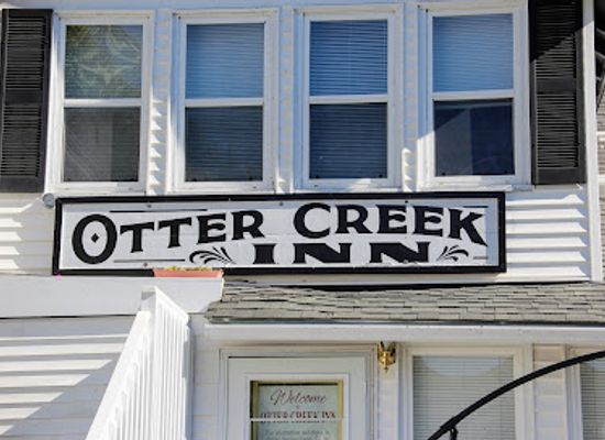 maine/acadia-national-park/shop/otter-creek-market