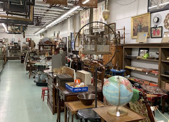 west-virginia/mountaineer-country/shop/bruceton-antique-mall