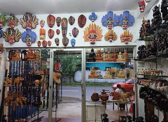 sri-lanka/mirissa/shop/ayubowan-suvinier-and-traditional-mask