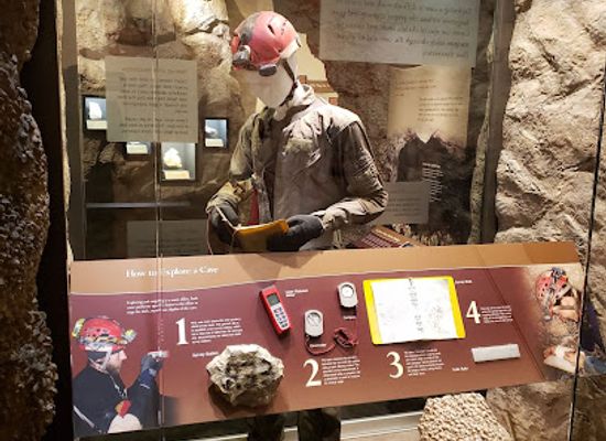 south-dakota/jewel-cave-national-monument/shop/jewel-cave-national-monument-visitor-center
