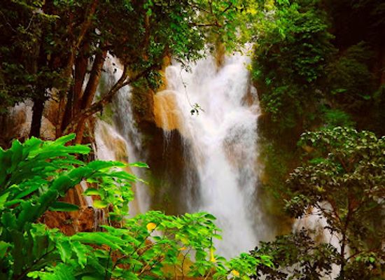 laos/vang-vieng-karst-landscape/shop/kaeng-nyui-waterfall