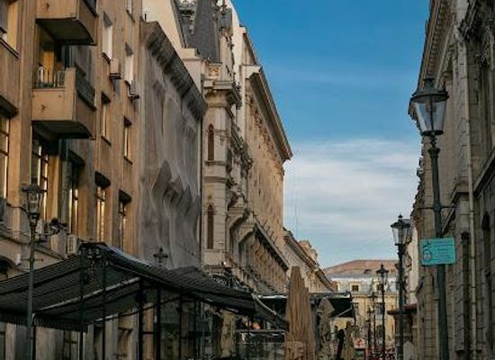 romania/bucharest/shop/strada-lipscani