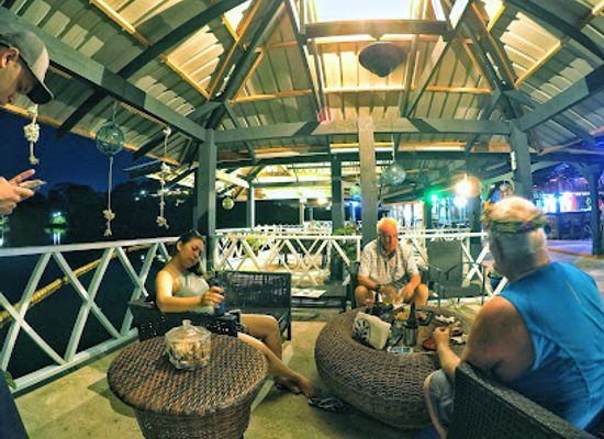 micronesia/outer-islands-of-pohnpei/shop/mangrove-bay-bar