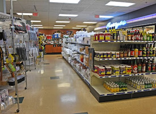 wisconsin/wisconsin-dells/shop/holiday-wholesale-showroom-store