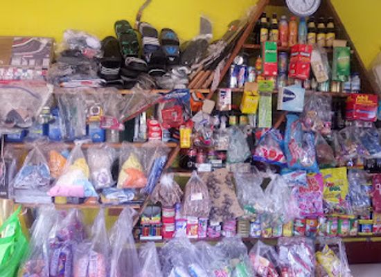 jamaica/treasure-beach-area/shop/tropper-place-paula-mini-mart-and-bar