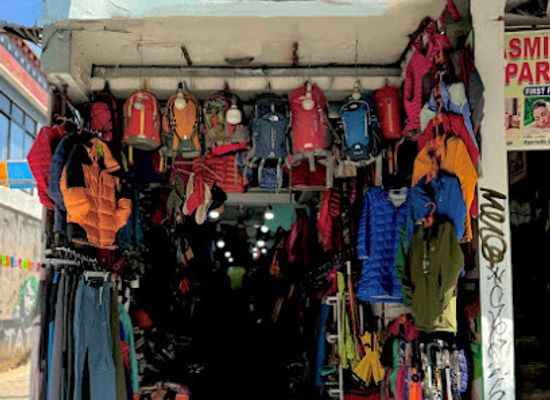 nepal/poon-hill/shop/ghorepani-trekking-shop