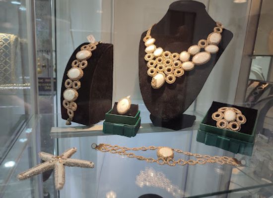 croatia/split/shop/loop-art
