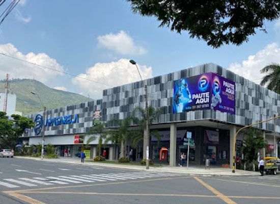 colombia/cauca-valley/shop/centro-comercial-la-pasarela