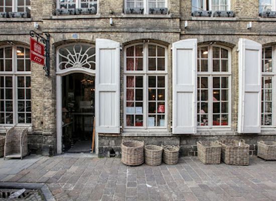 belgium/ypres/shop/t-binnenhuis-bruneel