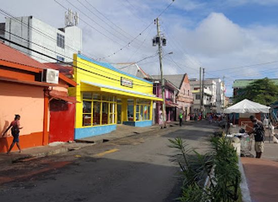 grenada/grenville/shop/courts-grenville