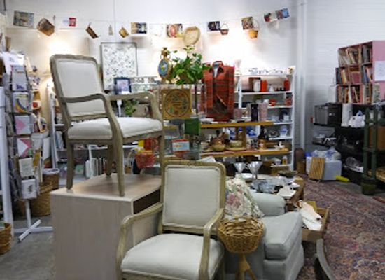 arizona/coconino-national-forest/shop/hodgepodge-thrift-store