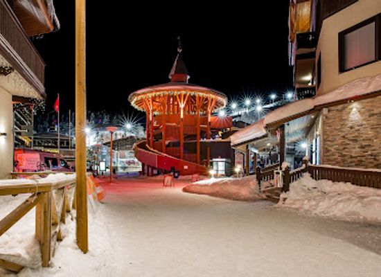 finland/ruka-kuusamo/shop/ruka-pedestrian-village