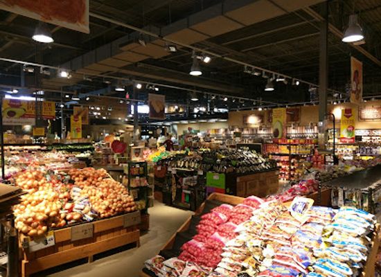 ohio/cuyahoga-valley-national-park/shop/market-district-supermarket