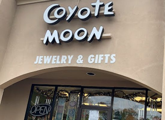 louisiana/baton-rouge/shop/coyote-moon-crystals-gifts