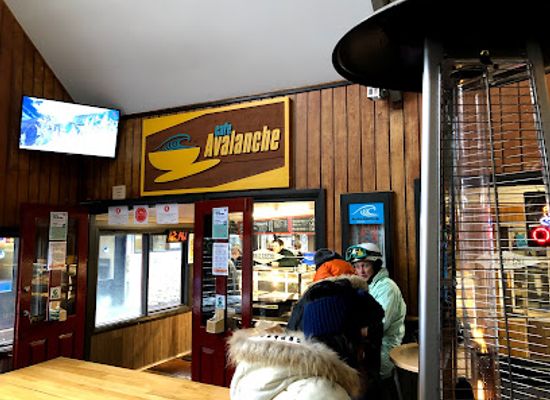 australia/mount-kosciuszko/shop/avalanche-cafe