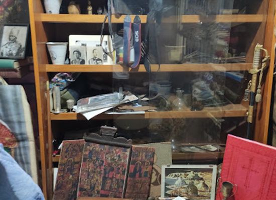 ethiopia/addis-ababa/arat-kilo/shop/abdi-negash-antique-store