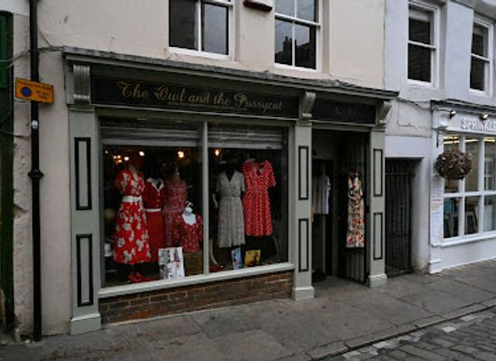 united-kingdom/whitby/shop/the-owl-the-pussycat