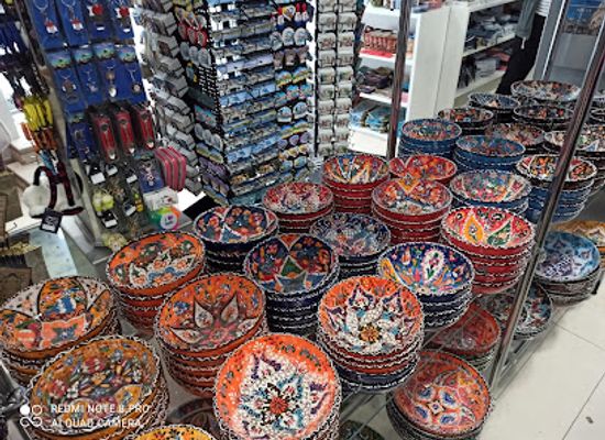 croatia/split/shop/shop-souvenir