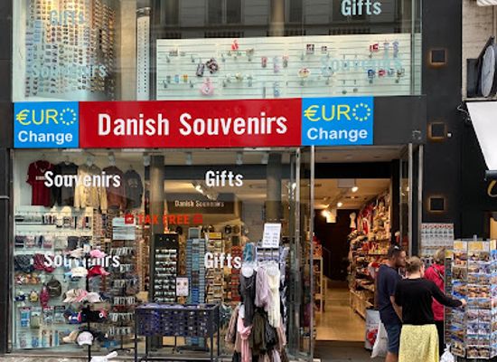 denmark/north-zealand/shop/danish-souvenirs-luggages