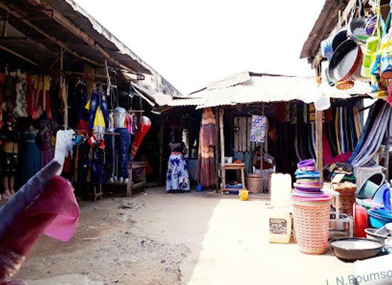 cameroon/edea/shop/marche-central