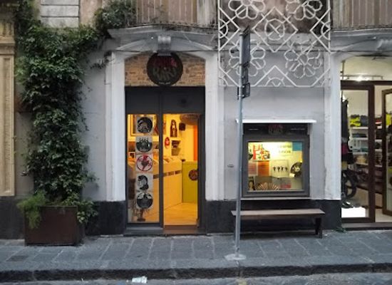 italy/catania/shop/cari-rari-vinyl-shop
