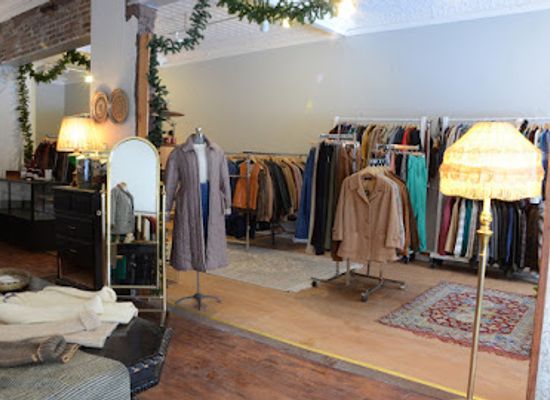 michigan/kalamazoo/shop/kalamazoo-fashion-house