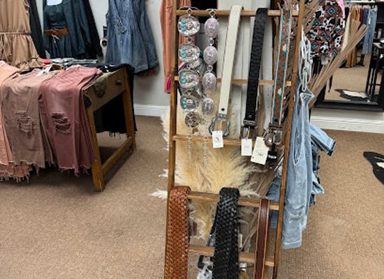 utah/san-rafael-swell/shop/prickly-n-sweet-cactus-boutique-llc