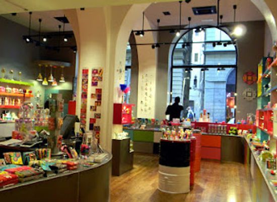 italy/valdarno/shop/pylones-firenze-calzaiuoli