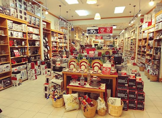 canada/eastern-townships/shop/carrefour-de-l-estrie