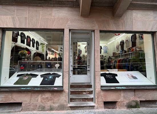 germany/nuremberg/altstadt/shop/saltmill-vintage