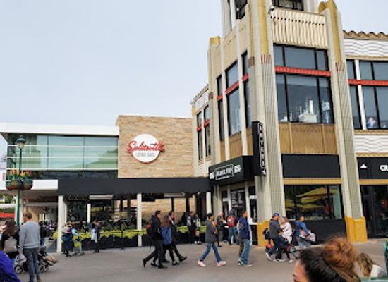 california/anaheim/shop/downtown-disney-district