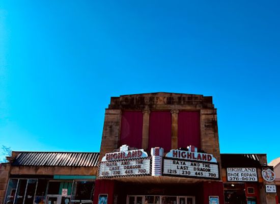 ohio/akron/highland-square/shop/square-records