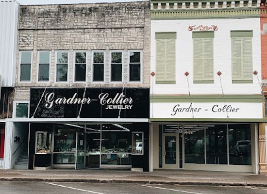 missouri/kirksville/shop/gardner-collier-jewelry