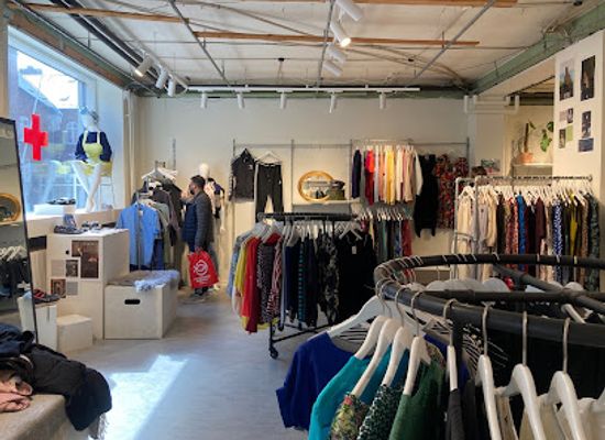 denmark/aarhus/shop/rode-kors-butik-krydsfelt