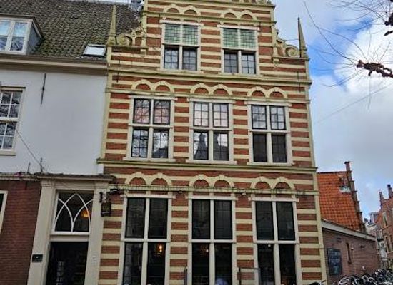 netherlands/delft/shop/grote-houtstraat