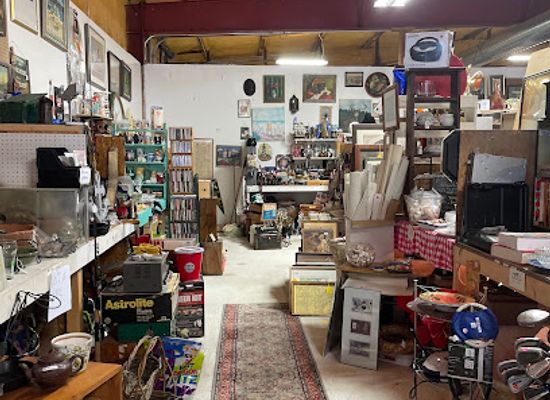maine/york-county/shop/hidden-treasures-antiques-collectibles