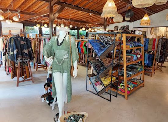 indonesia/bali/seminyak/shop/seminyak-gallery-bali-arts-crafts