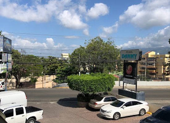 dominican-republic/santiago/gurabo/shop/emporium-plaza