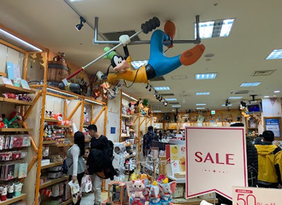 japan/tokyo/odaiba/shop/disney-store-odaiba-aqua-city-shop
