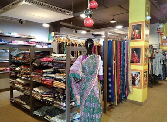india/kerala/shop/byhand-ethnic-wear-and-handloom-fashion-destination