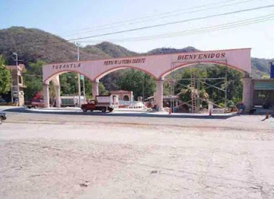 mexico/tierra-caliente/shop/tuzantla