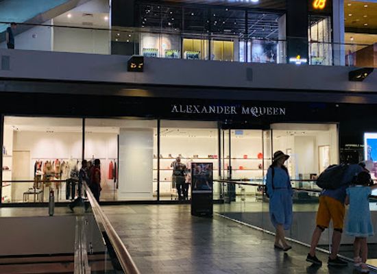 singapore/marina-bay/marina-centre/shop/alexander-mcqueen