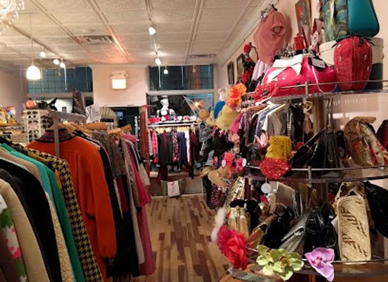 new-york/long-island/shop/paper-doll-vintage-boutique