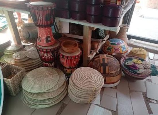 nigeria/abuja/shop/art-and-craft-market