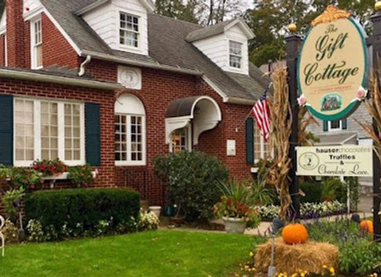 connecticut/fairfield-county/shop/gift-cottage