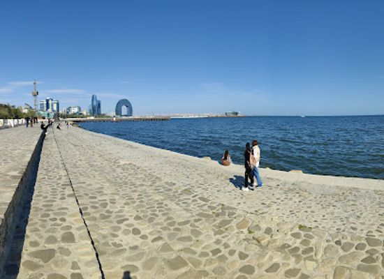 azerbaijan/greater-caucasus/shop/seaside-boulevard