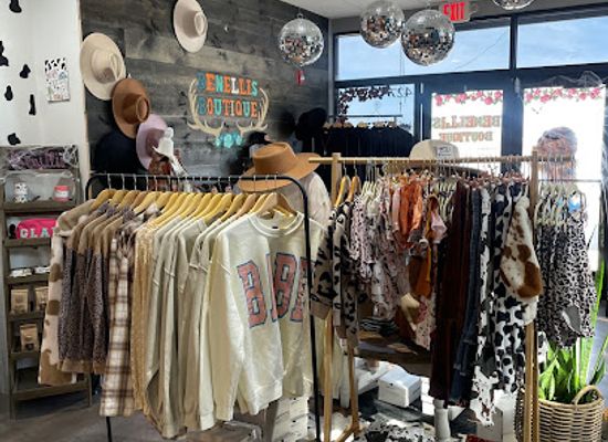 north-dakota/missouri-plateau/shop/benellis-boutique