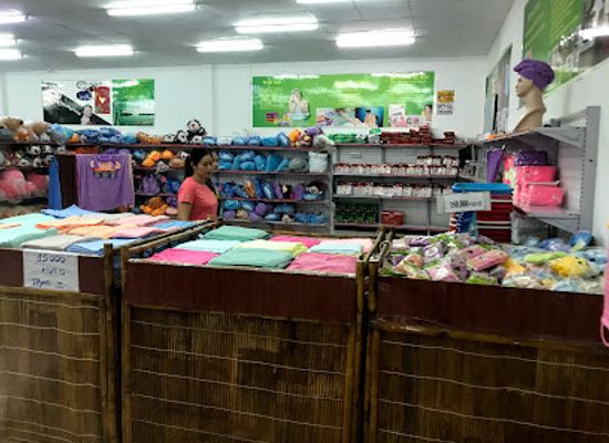 vietnam/south-central-coast/shop/ngoc-vietnam-shopping-center