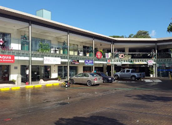 barbados/christ-church/shop/lanterns-mall